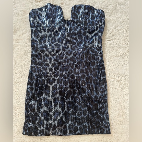 SOLD - Picture 1 of 3